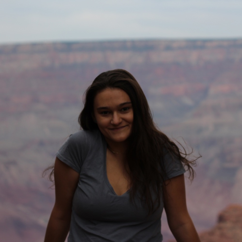 Meet your Posher, Julia